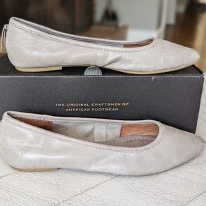 FRYE Regina Ballet Flats (Ash Grey)